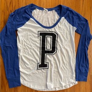 PINK Victoria's Secret P Blue and White baseball shirt L